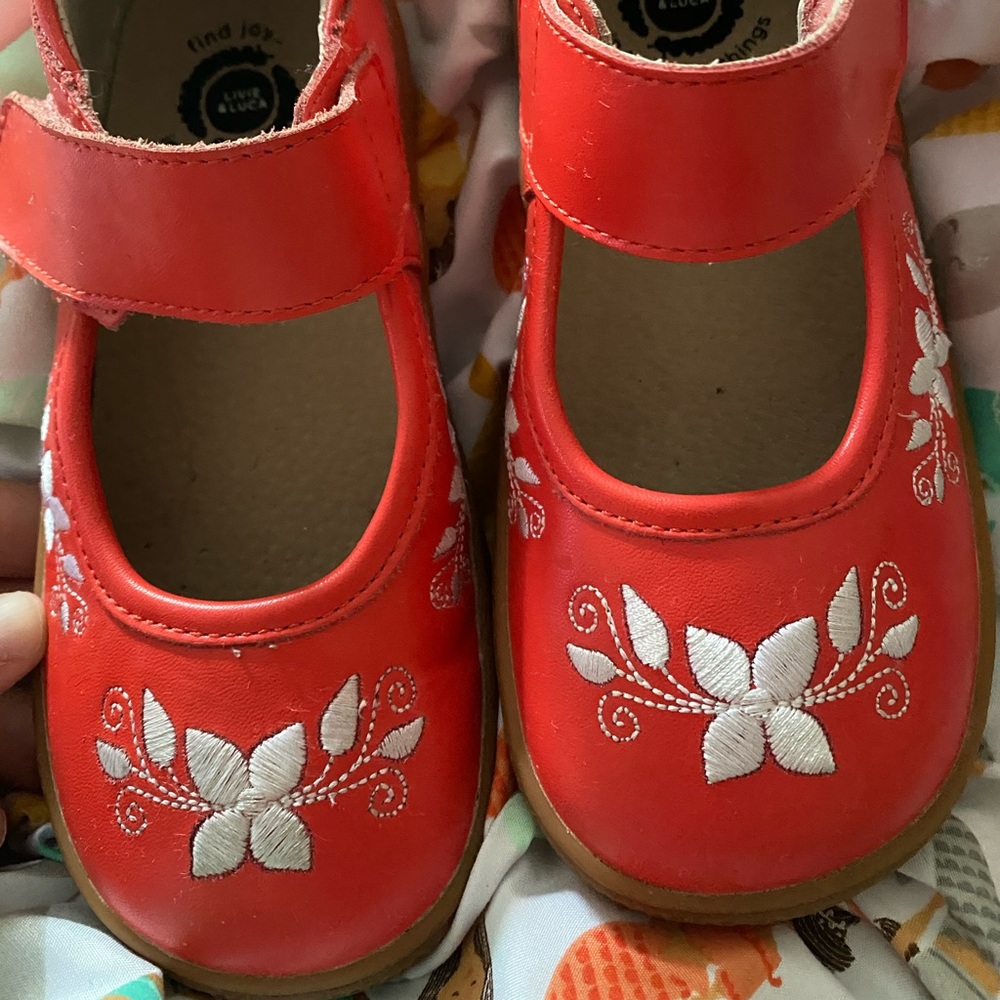 Size 13 livie and Luca coral